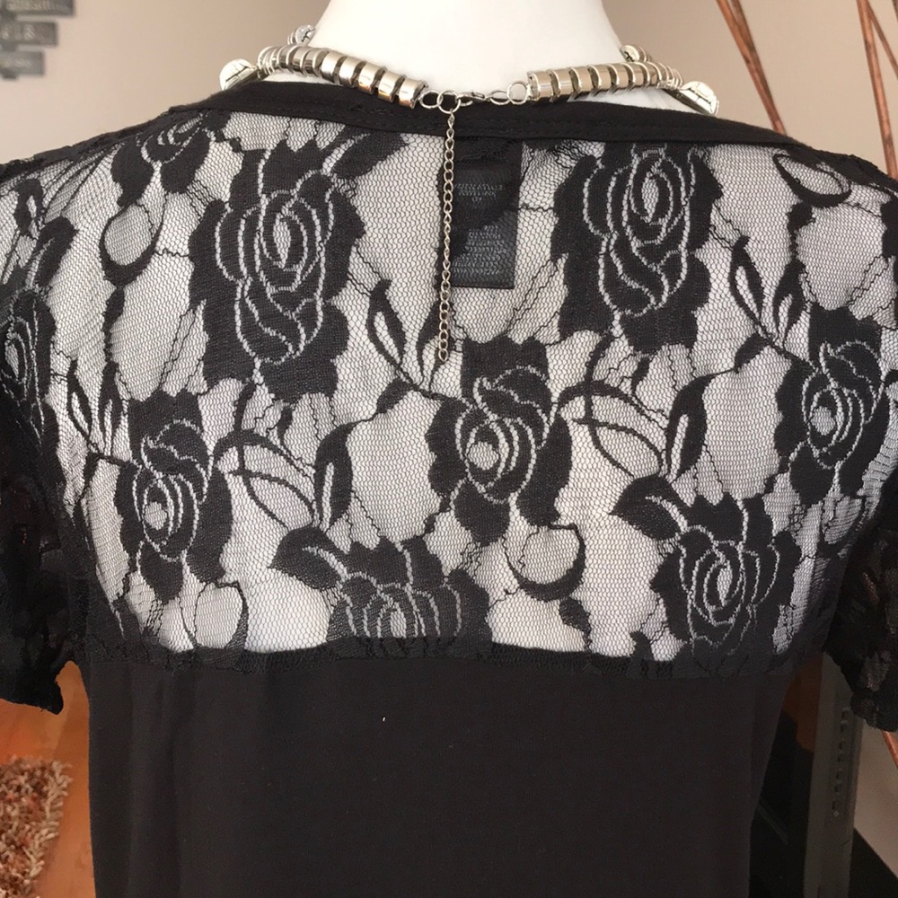 Cute Black Tee - image 5